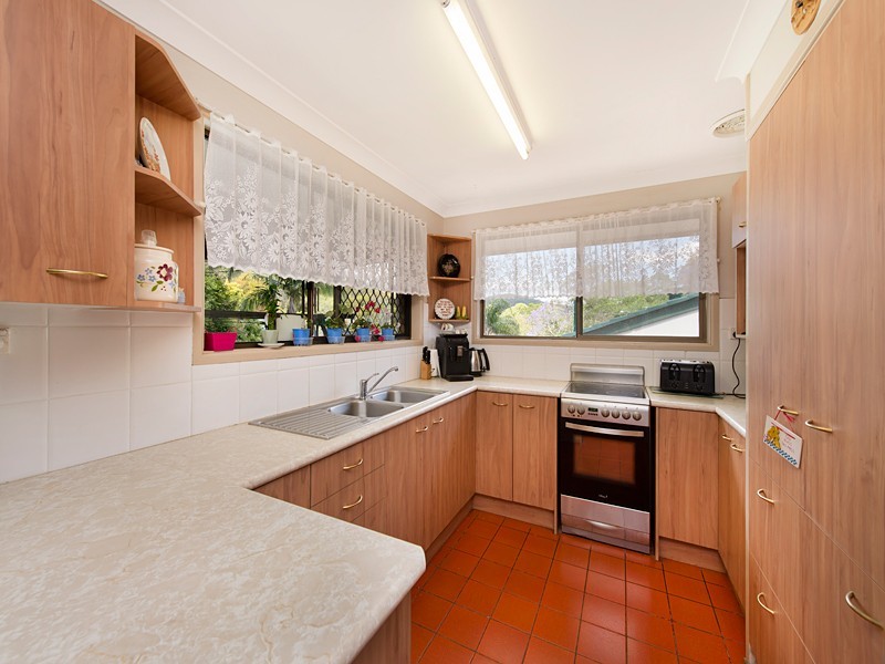 5 Arkana Street, The Gap QLD 4061