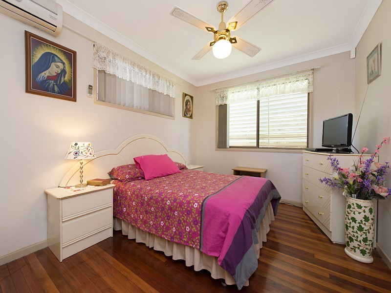 5 Arkana Street, The Gap QLD 4061