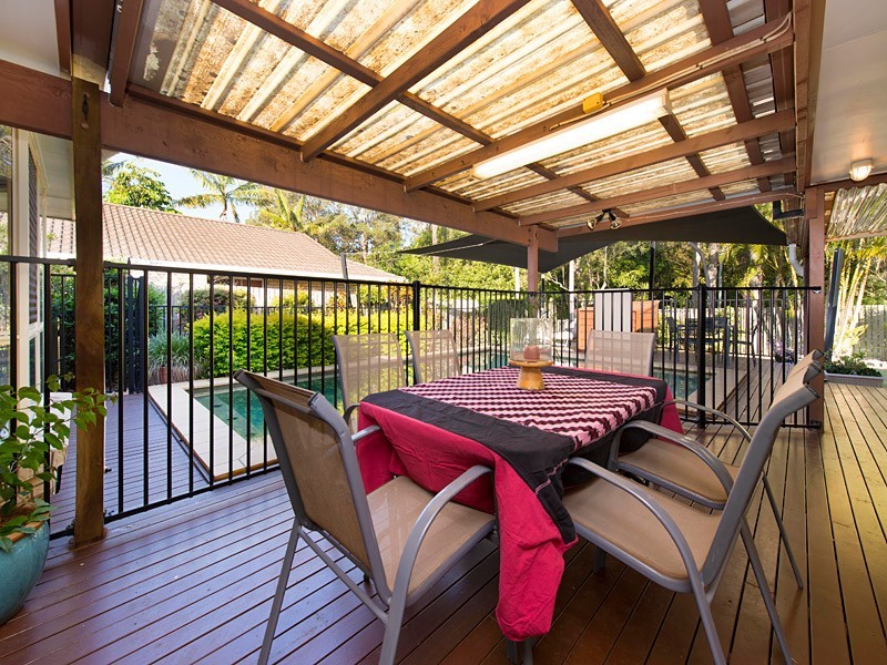 18 Oxford Crescent, Bridgeman Downs QLD 4035