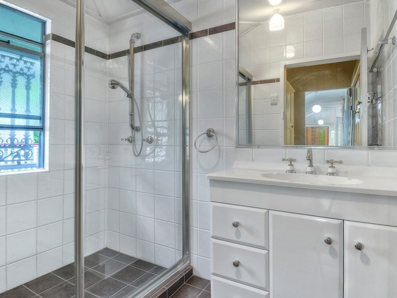 60 Hetherington Street, Herston QLD 4006