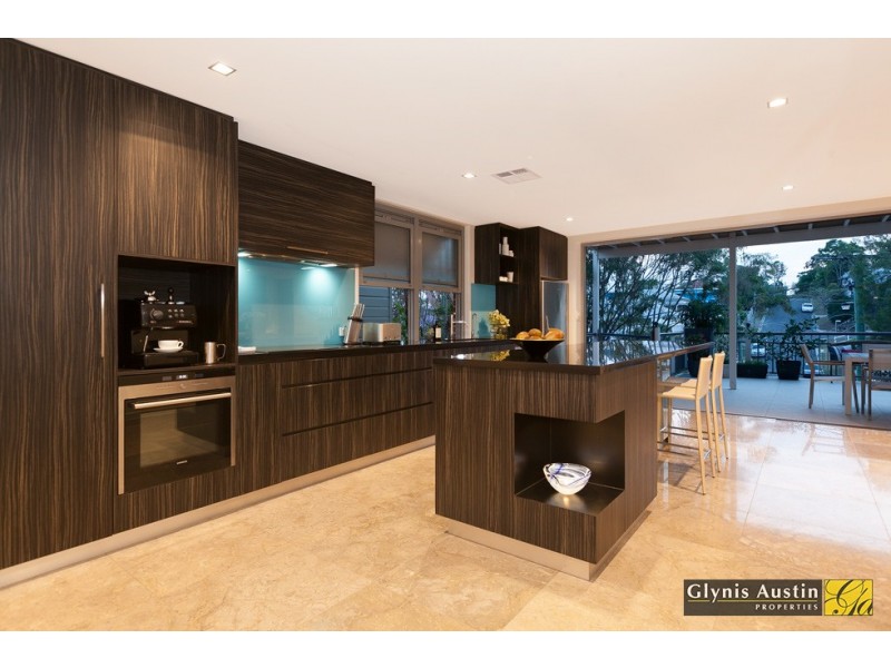 21 Surrey Street, Red Hill QLD 4059