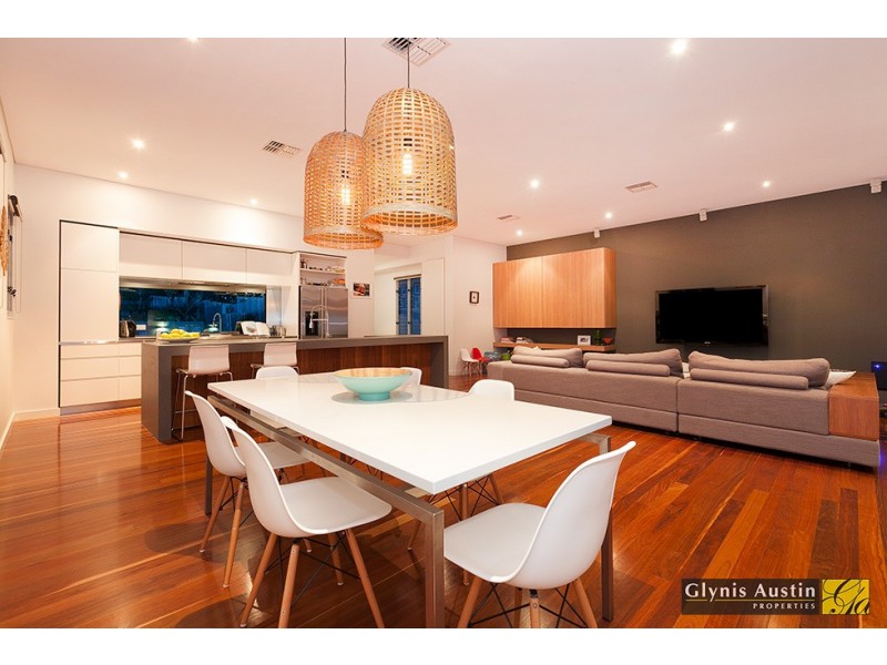 57 Lizzie Street, Bardon QLD 4065