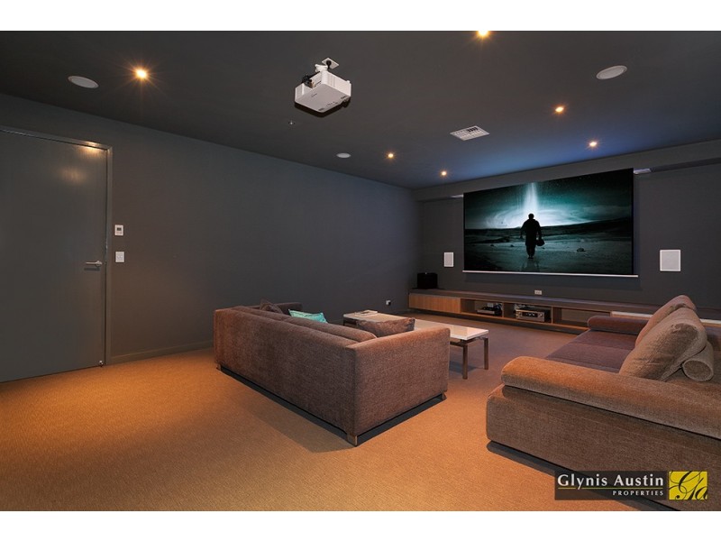 57 Lizzie Street, Bardon QLD 4065