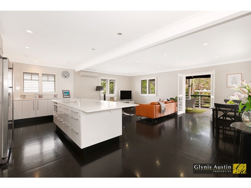 92 Arthur Terrace, Red Hill QLD 4059