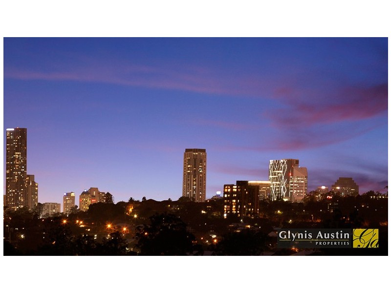 94 Willmington Street, Newmarket QLD 4051