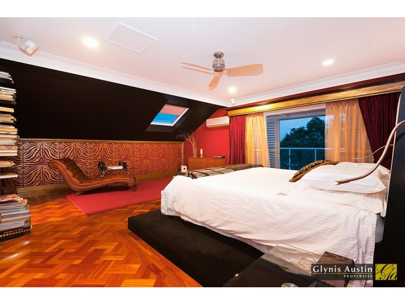 94 Willmington Street, Newmarket QLD 4051