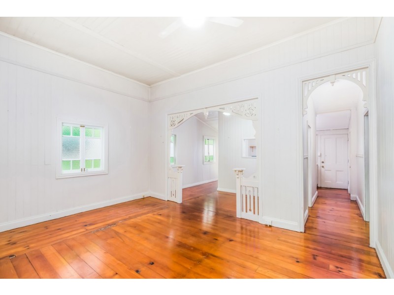 26 Dover Street, Red Hill QLD 4059