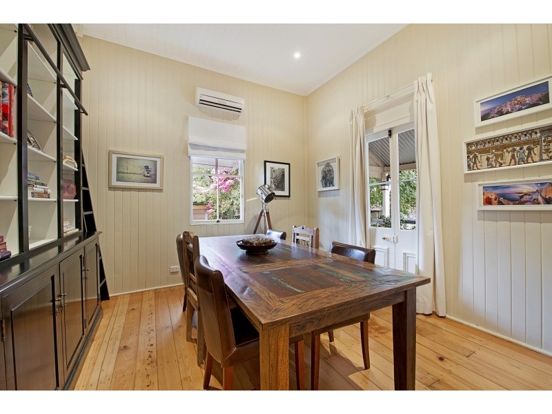 25 Rosalie Street, Bardon QLD 4065