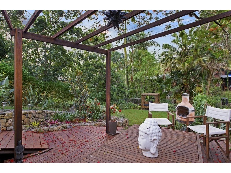 25 Rosalie Street, Bardon QLD 4065