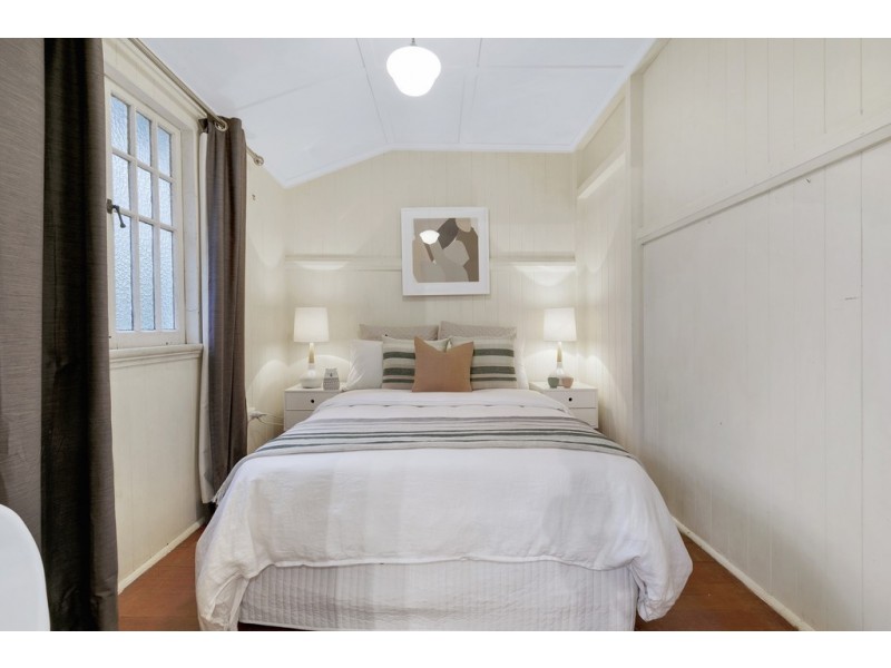 221 Coopers Camp Road, Ashgrove QLD 4060