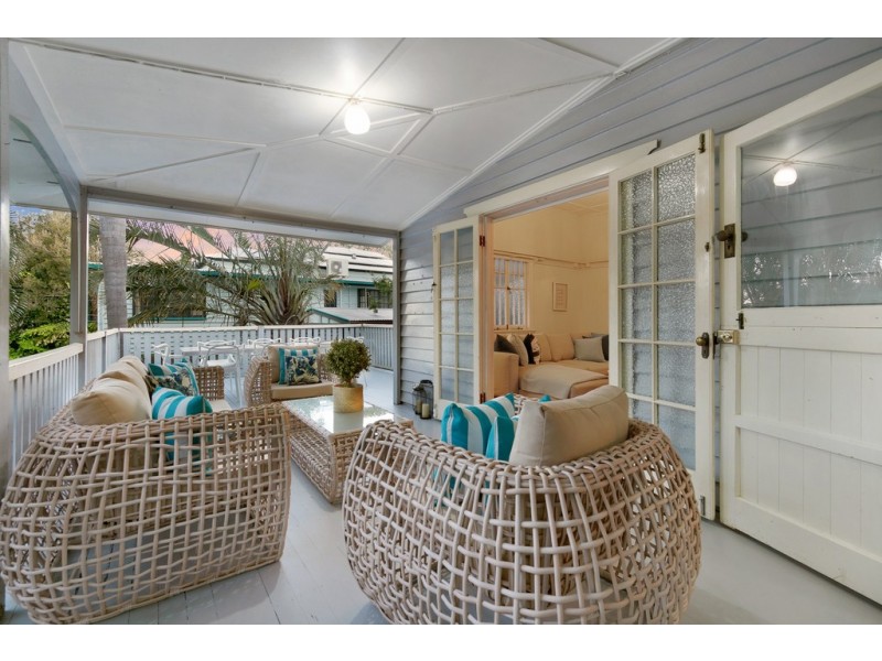 221 Coopers Camp Road, Ashgrove QLD 4060