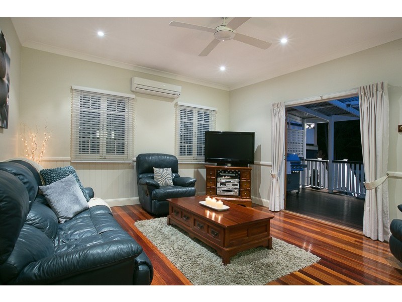 9 Effie Street, Bardon QLD 4065