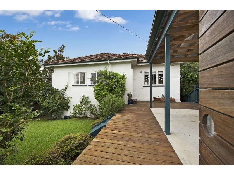 67 Boundary Road, Bardon QLD 4065