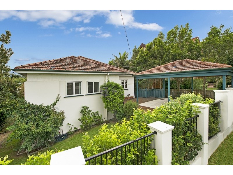 67 Boundary Road, Bardon QLD 4065