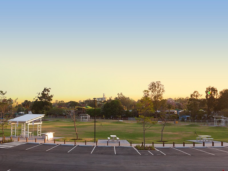 33 Lucy Street, Milton QLD 4064