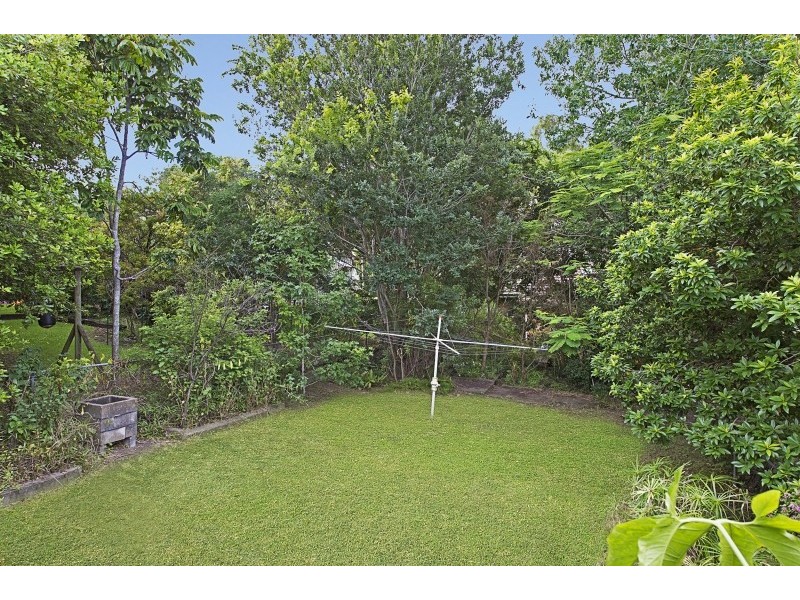 10 Clarke Street, Bardon QLD 4065