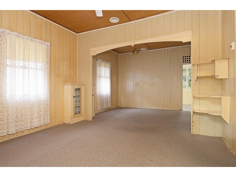 10 Clarke Street, Bardon QLD 4065