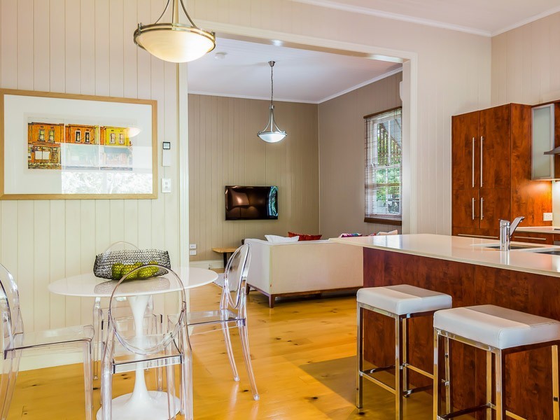 10 Vincent Street, Auchenflower QLD 4066