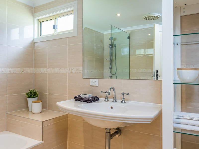 10 Vincent Street, Auchenflower QLD 4066