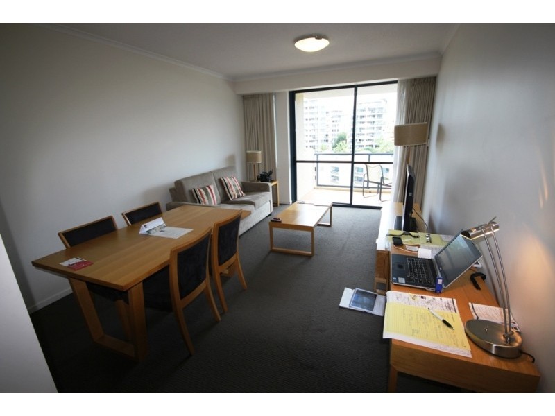 44 Ferry Street, Kangaroo Point QLD 4169