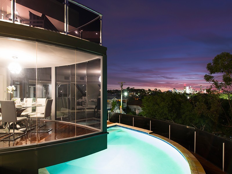 1 Palm Square, Morningside QLD 4170