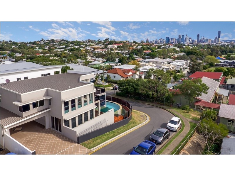 1 Palm Square, Morningside QLD 4170