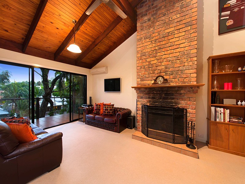 26 Armstrong Terrace, Paddington QLD 4064