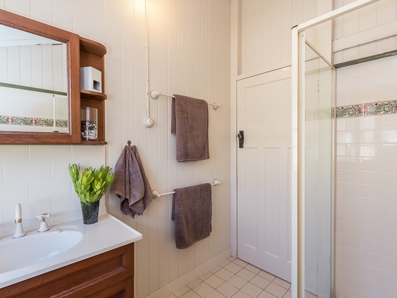 79 Coopers Camp Road, Bardon QLD 4065