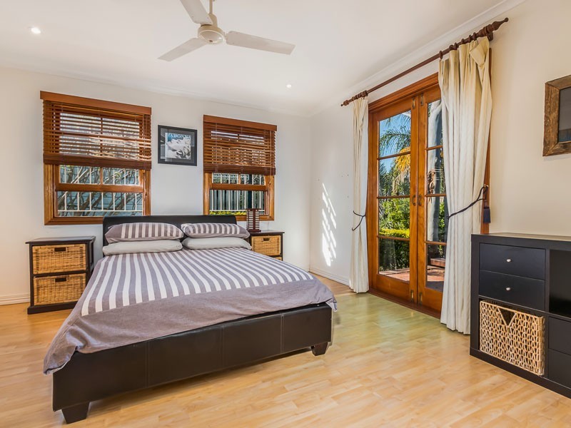 79 Coopers Camp Road, Bardon QLD 4065