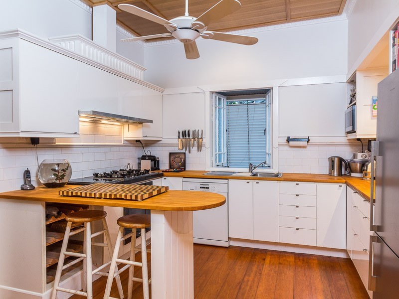 26 Theale Terrace, Ashgrove QLD 4060