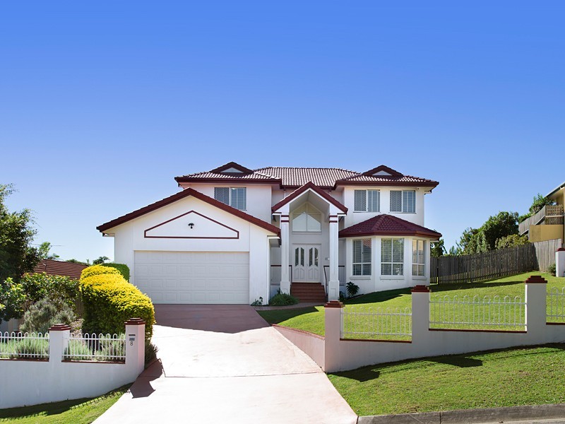 8 Gemini Place, Bridgeman Downs QLD 4035