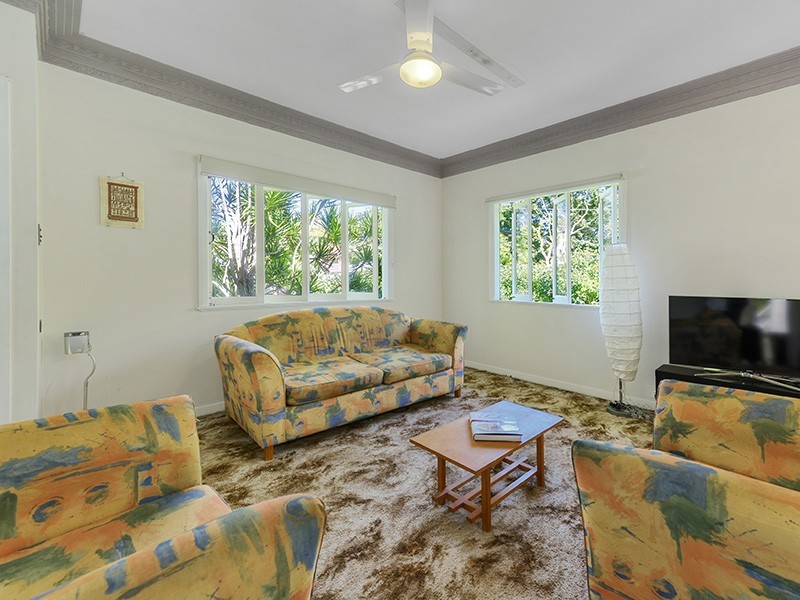 249 Fletcher Parade, Bardon QLD 4065