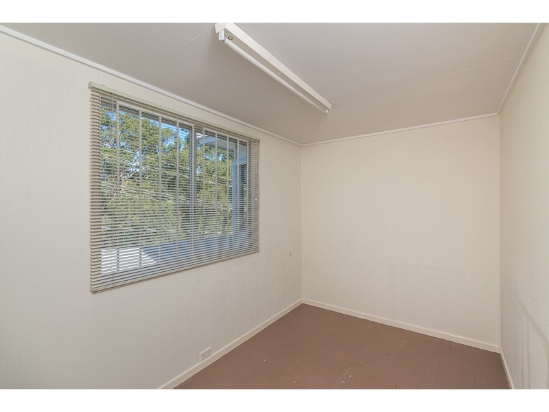 37 Fifth Avenue, Bardon QLD 4065