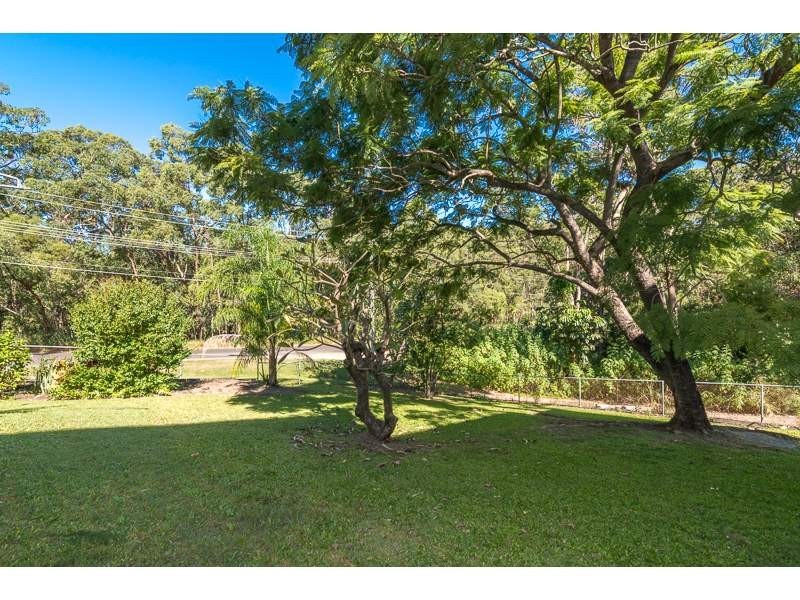 37 Fifth Avenue, Bardon QLD 4065