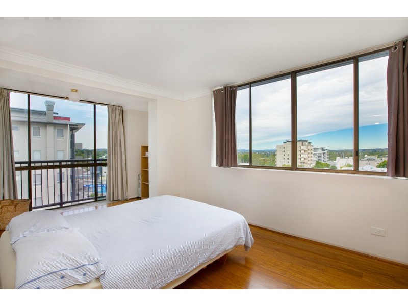 14/37 Station Road, Indooroopilly QLD 4068