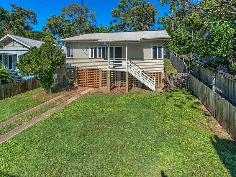 22 Todd Street, Taringa QLD 4068