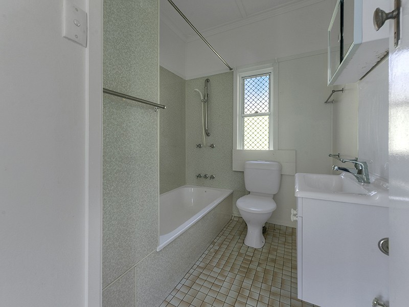 22 Todd Street, Taringa QLD 4068