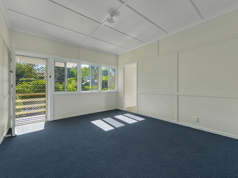 22 Todd Street, Taringa QLD 4068