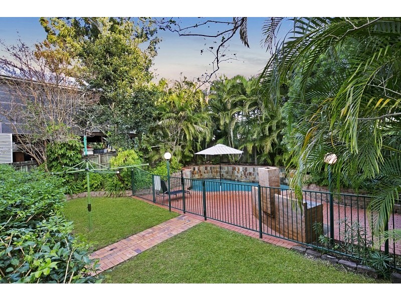 108 Alexandra Street, Bardon QLD 4065