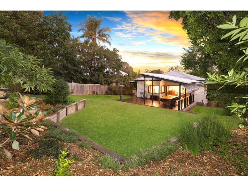 19 Devonshire Street, Ashgrove QLD 4060