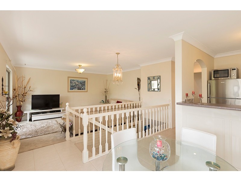 2/8 Heidelberg Street, East Brisbane QLD 4169