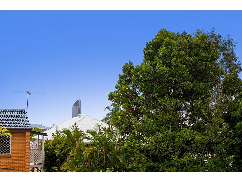 2/8 Heidelberg Street, East Brisbane QLD 4169