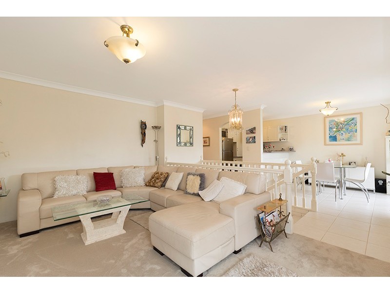 2/8 Heidelberg Street, East Brisbane QLD 4169