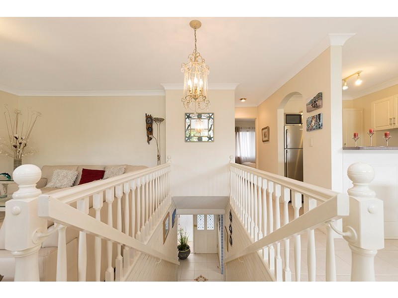 2/8 Heidelberg Street, East Brisbane QLD 4169