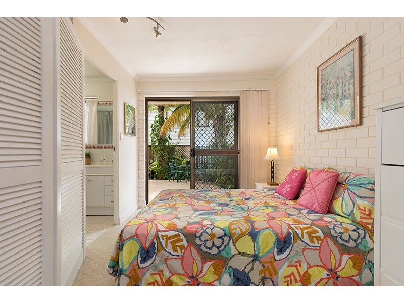 2/8 Heidelberg Street, East Brisbane QLD 4169