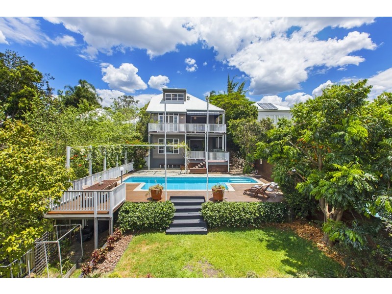 18 Fairfax Street, Red Hill QLD 4059