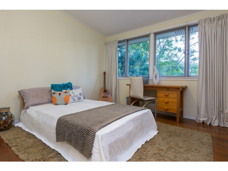 18 Devonhill St, The Gap QLD 4061