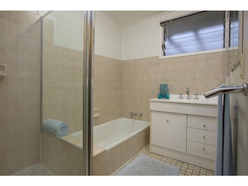 18 Devonhill St, The Gap QLD 4061