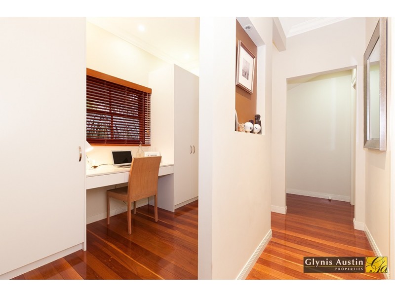 7 Grove Street, Red Hill QLD 4059