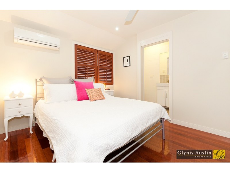 7 Grove Street, Red Hill QLD 4059